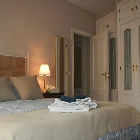 Penthouse!!! Center Of Seville!!! 2 Bedroom + 2 Bath!!! Apartamento Sevilla
