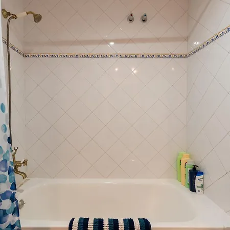 Penthouse!!! Center Of Seville!!! 2 Bedroom + 2 Bath!!! Apartamento *