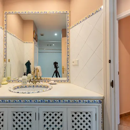Penthouse!!! Center Of Seville!!! 2 Bedroom + 2 Bath!!! Apartamento Sevilla