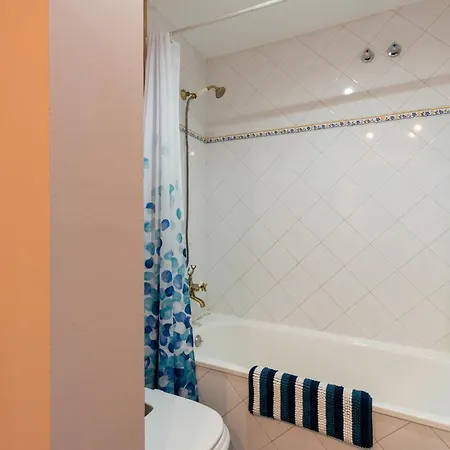 Penthouse!!! Center Of Seville!!! 2 Bedroom + 2 Bath!!! Apartamento *